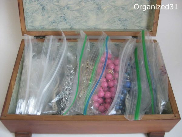 Can You Store Jewelry In Ziploc Bags?