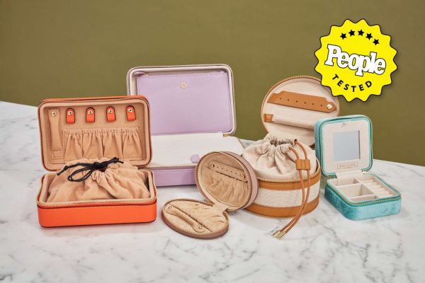 What Are Travel Jewelry Boxes And How Are They Useful?