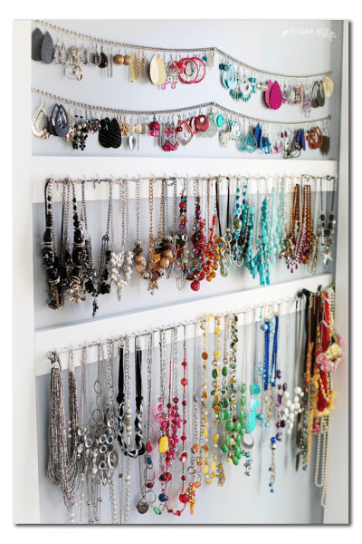 What Is A Good Way To Keep Jewelry Organized?