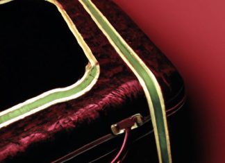 luxury jewelry cases to pamper your precious pieces