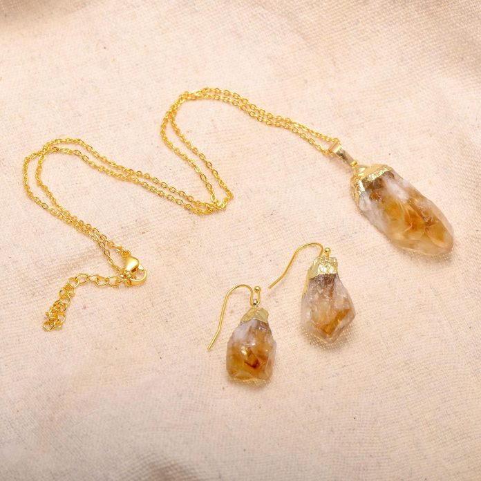 comparing 5 jewelry sets citrine crystal beaded statement garnet diamond freshwater pearl colorful gems