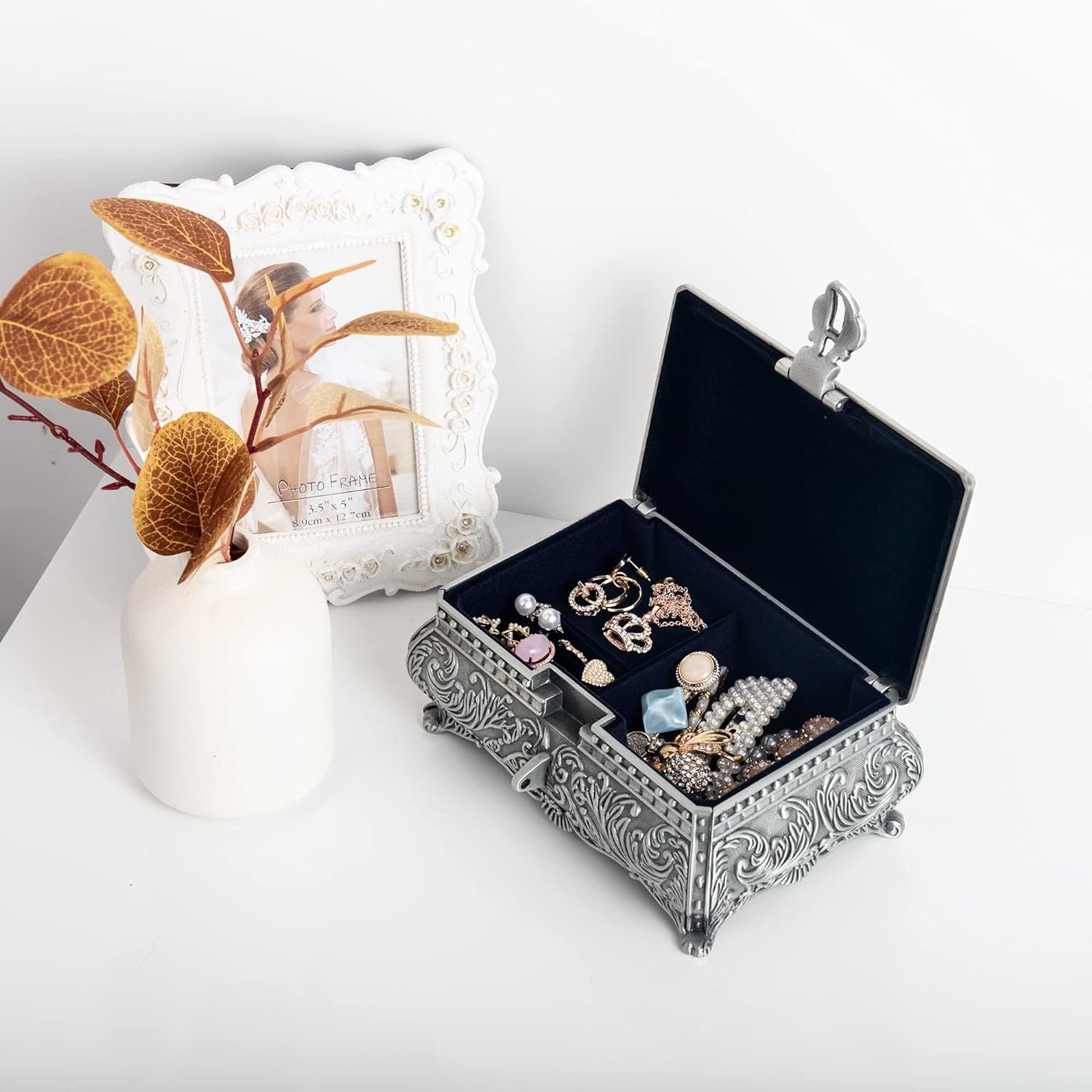 Feyarl Vintage Jewelry Trinket Box Earring Ring Treasure Chest Case Necklace Organizer Storage Keepsake Box for Wedding Birthday Gift Home Deco(6.7 x 4.7 x 3.5 inch)